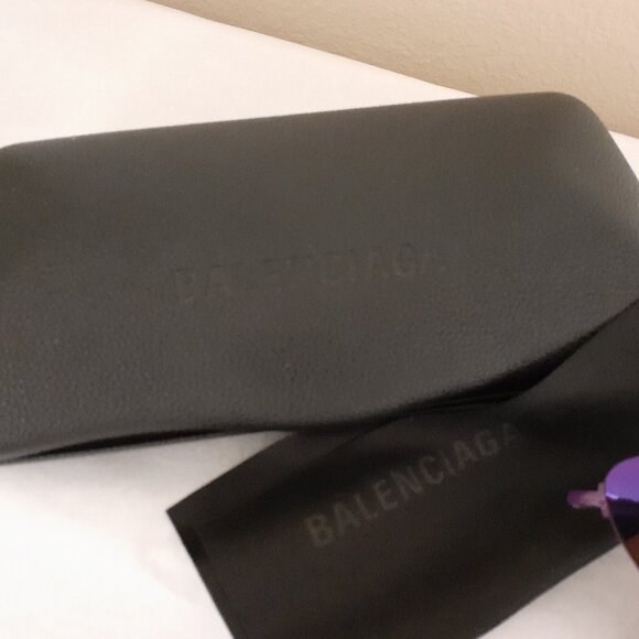 Balenciaga Cat Eye Sunglasses - Picture 8 of 16